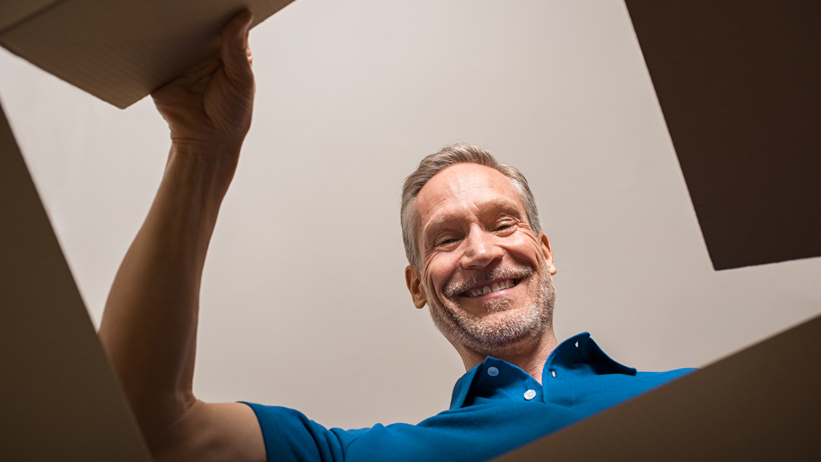 Tiendas online abriendo caja